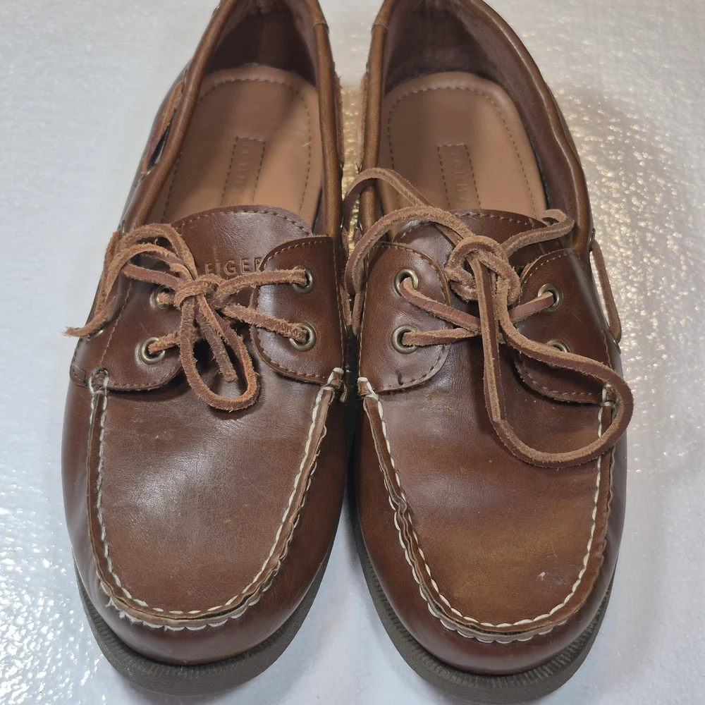 Tommy Hilfiger Brown Leather loafers